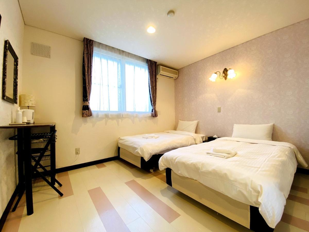 เพทิท โฮเต็ล เมลอน ฟุราโนะ Hostel ฟุระโนะ ภายนอก รูปภาพ