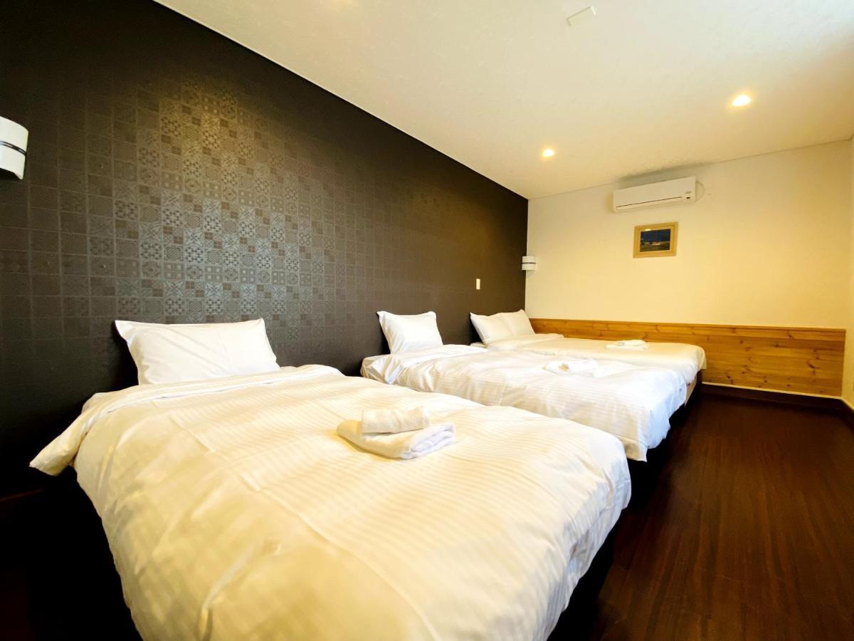 เพทิท โฮเต็ล เมลอน ฟุราโนะ Hostel ฟุระโนะ ภายนอก รูปภาพ
