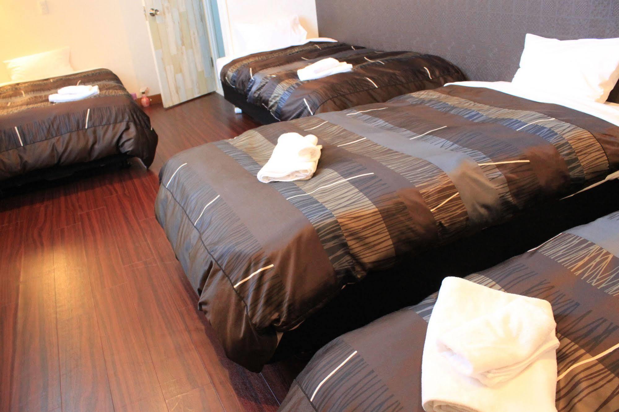 เพทิท โฮเต็ล เมลอน ฟุราโนะ Hostel ฟุระโนะ ภายนอก รูปภาพ