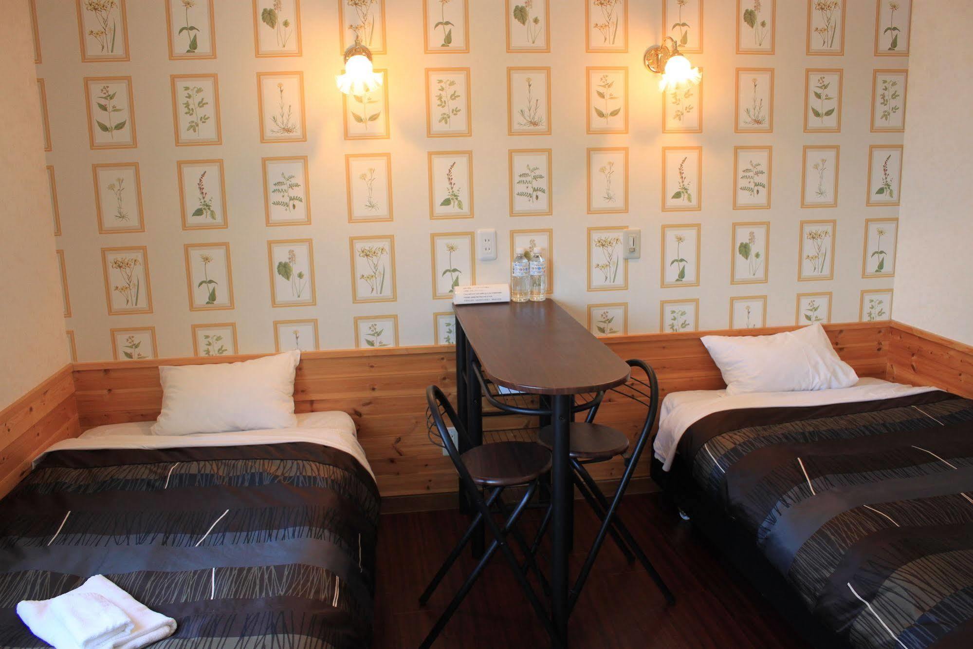 เพทิท โฮเต็ล เมลอน ฟุราโนะ Hostel ฟุระโนะ ภายนอก รูปภาพ